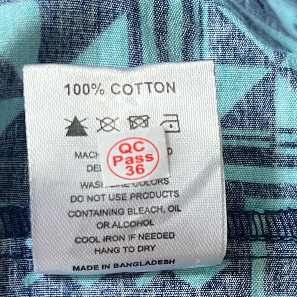 Tanoa Hawaii Tropical Geometric Short Sleeve Button Down Shirt Mens XL Blue - Picture 7 of 9